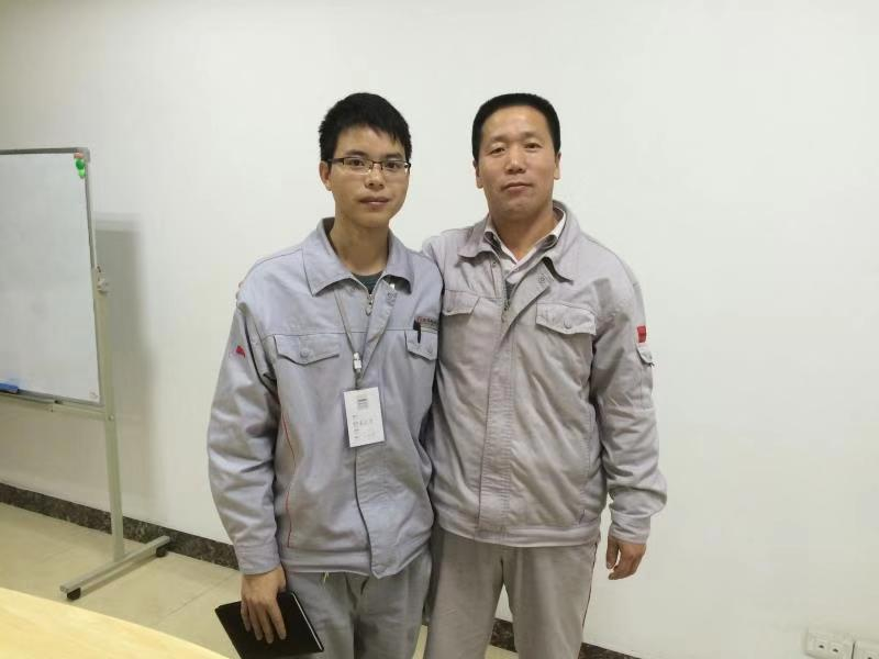 C:\Users\liangxq\Desktop\導(dǎo)師帶徒照片.jpg C:\Users\liangxq\Desktop\導(dǎo)師帶徒照片.jpg