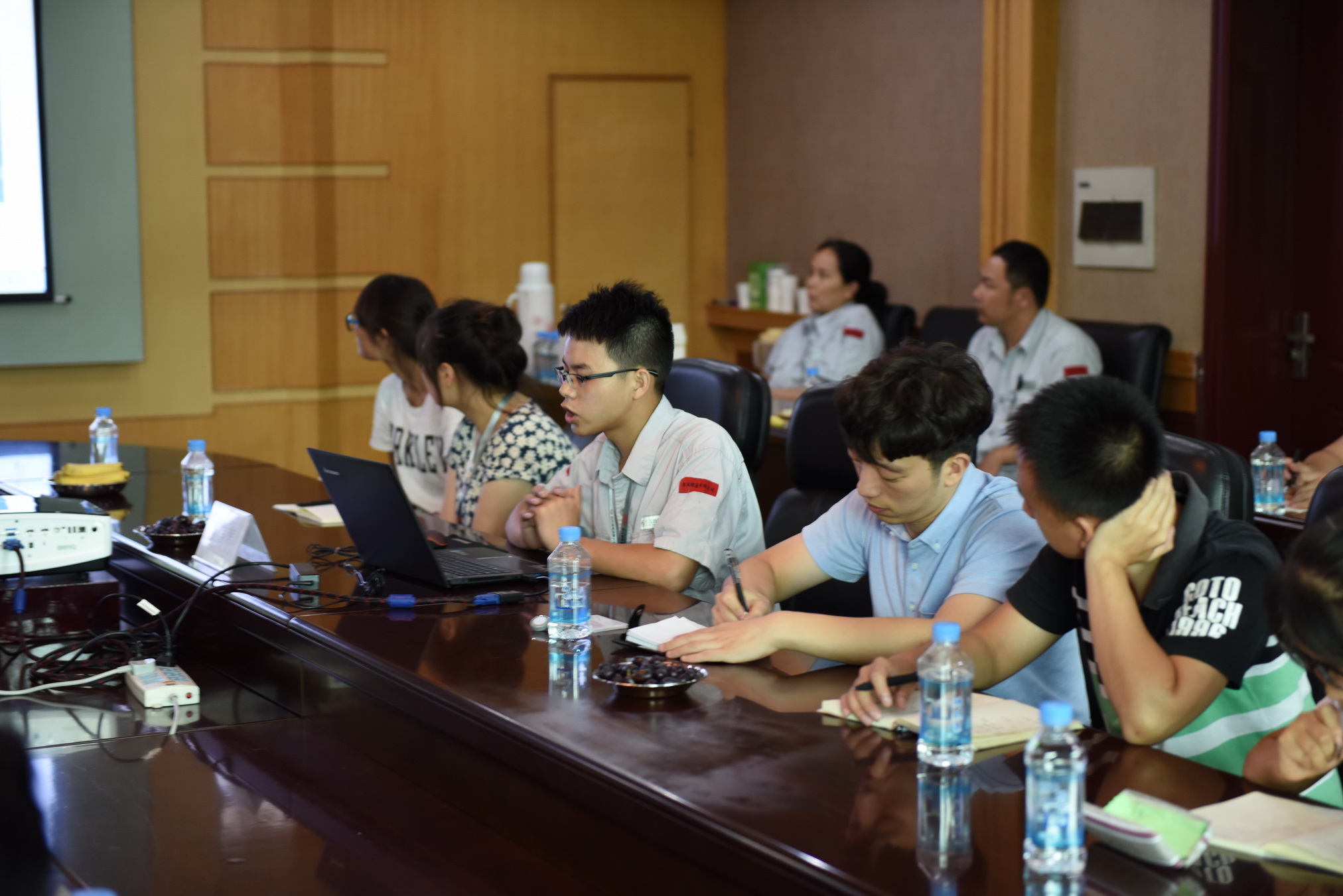 C:\Users\liangxq\Desktop\聶宏碧\學(xué)習(xí)成長(zhǎng)交流.jpg C:\Users\liangxq\Desktop\聶宏碧\學(xué)習(xí)成長(zhǎng)交流.jpg