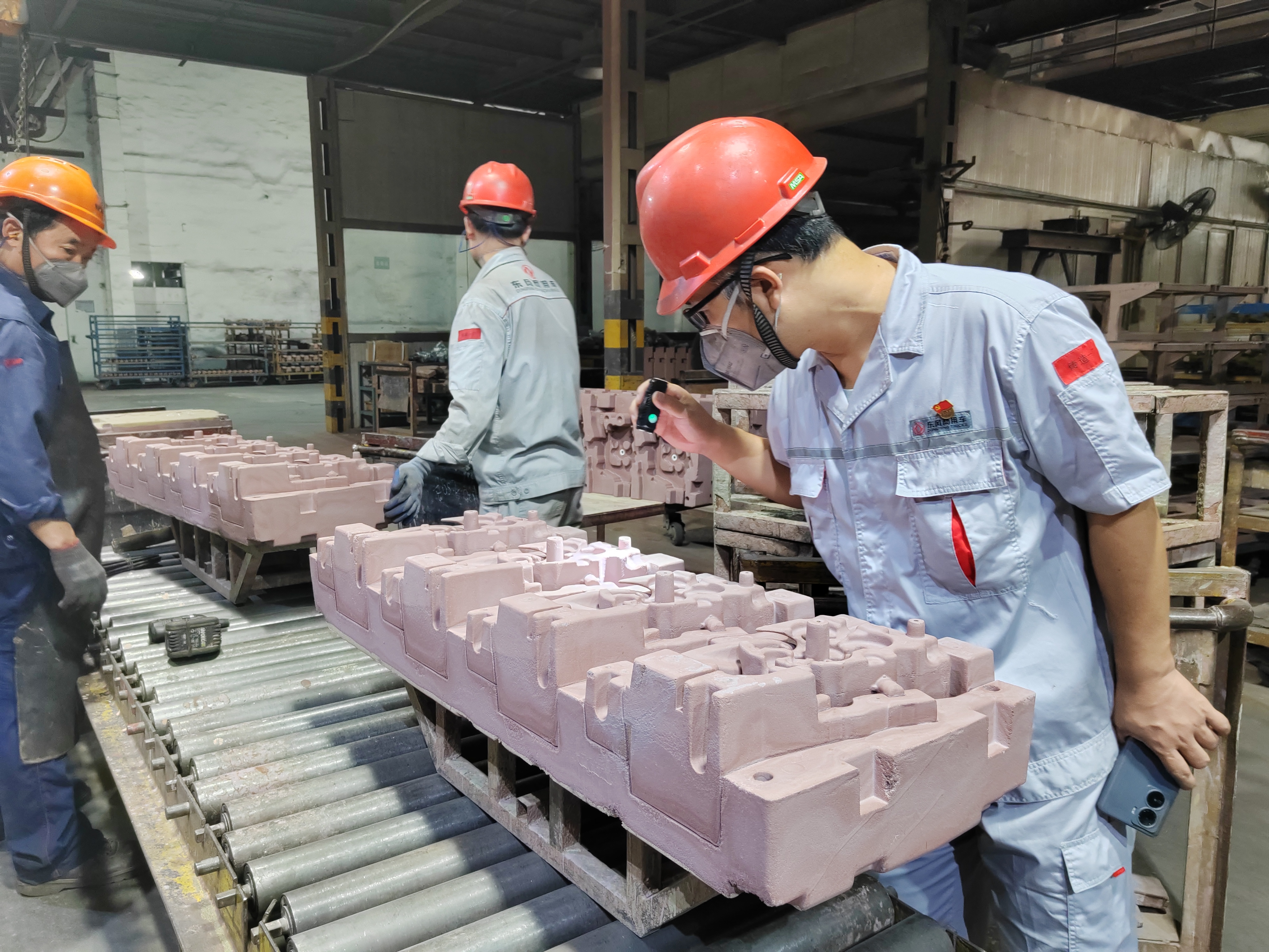 李兵.jpg 李兵.jpg